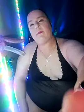 JadeTodd43 on StripChat