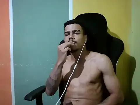 Joao_BRL — Comer amigo em publico