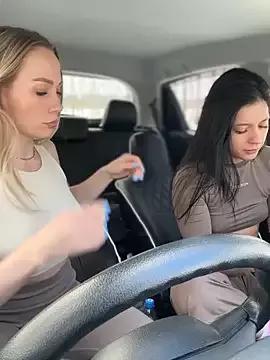 JulliaVegas on StripChat