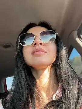 JulliaVegas on StripChat