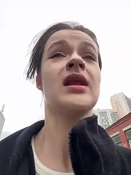 KittyQueeny on StripChat