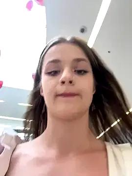 KittyQueeny on StripChat