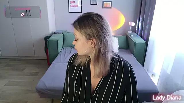 LadyDiLancaster on StripChat