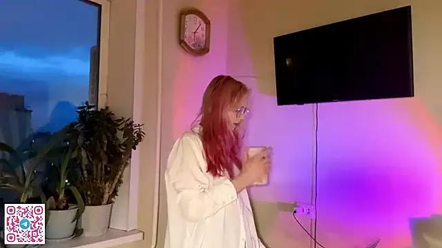 Freechat LatanyaRein on StripChat