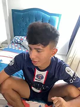 Leonarrrd_01 on StripChat