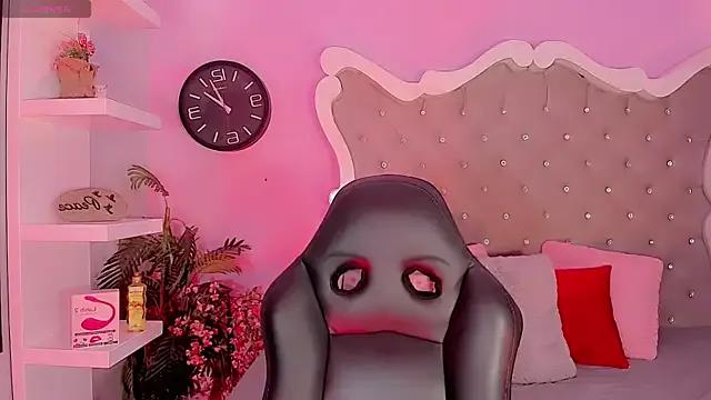 Freechat LeyXandrabraz on StripChat