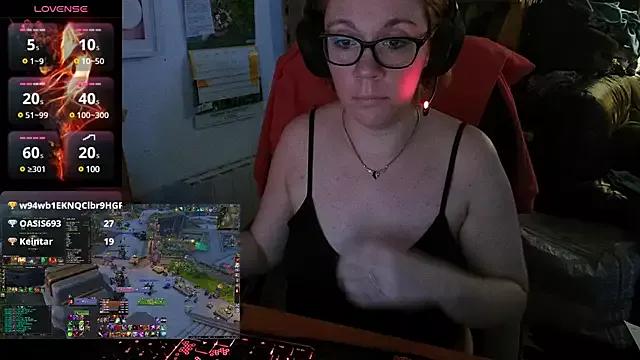 Freechat lili-hot-77 on StripChat