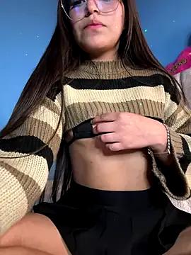 Lily_candy_X on StripChat