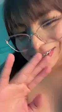 Lily_candy_X on StripChat