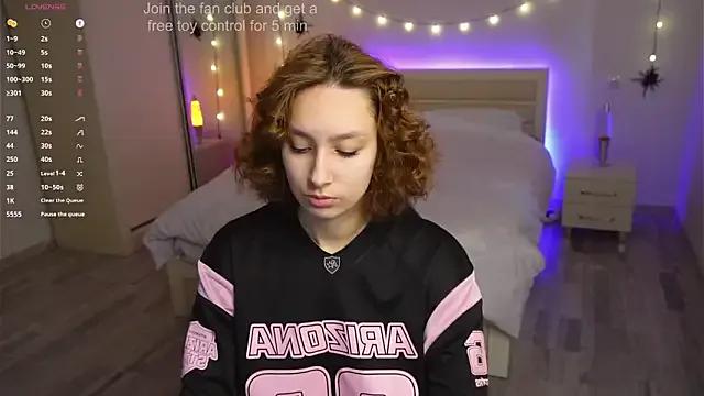 LilyannRosse on StripChat