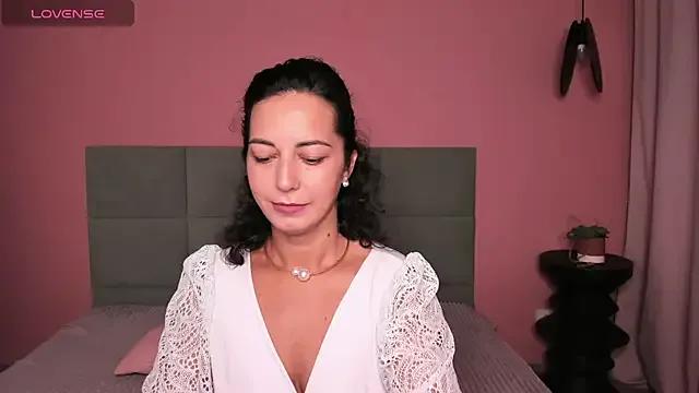 Linda_Insatiable on StripChat