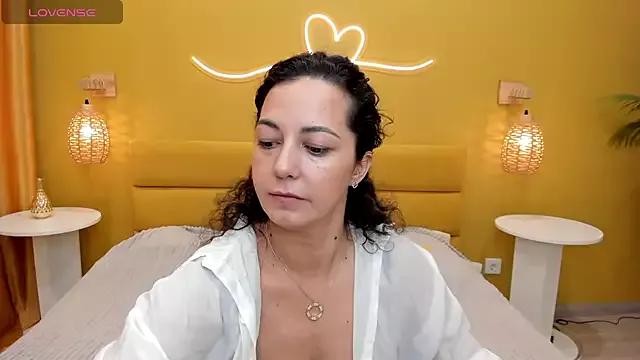 Linda_Insatiable on StripChat