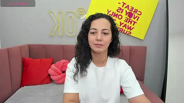 Linda_Insatiable on StripChat