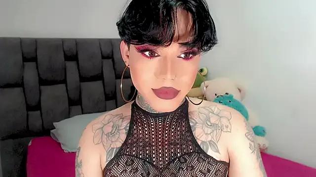 Freechat little_star_porn on StripChat