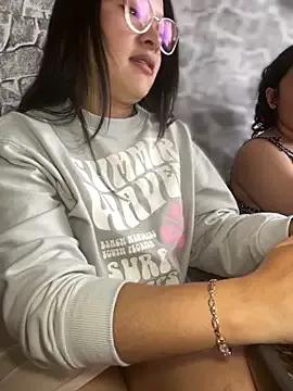 Liulee2 on StripChat