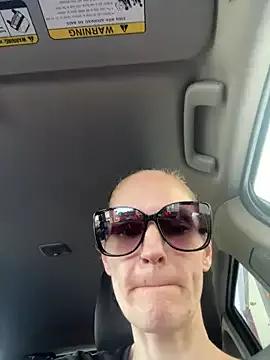 lolabunny9 — Toys ON MILF tryna survive