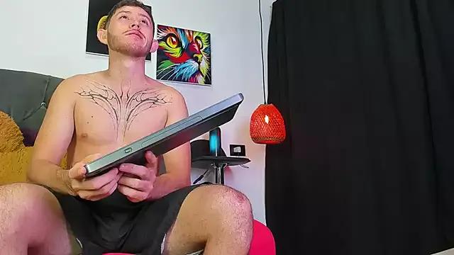 louis_bcasta1 on StripChat