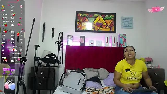 Freechat louise_nails on StripChat