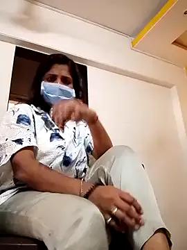 Love_Foreverr12 on StripChat