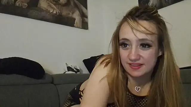 Freechat LoveXAddict on StripChat