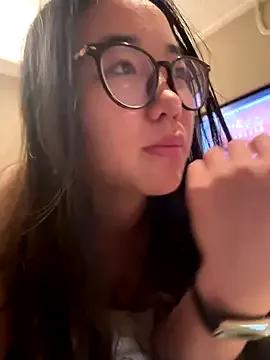 Freechat luluya1314 on StripChat