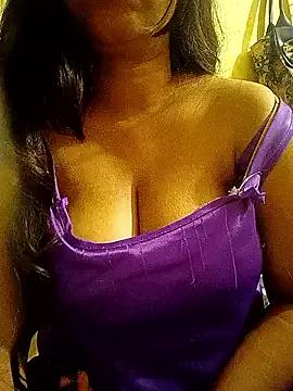 Lusty-radhika on StripChat