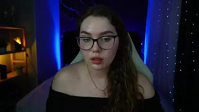 Private LuxSopphia on StripChat