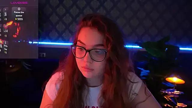 Private LuxSopphia on StripChat