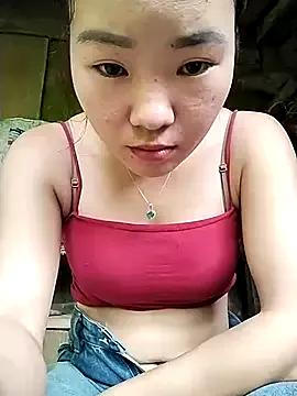 lylylove on StripChat