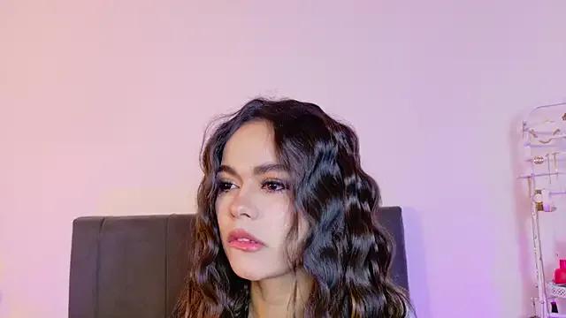 Freechat Lyra_Valtierra on StripChat