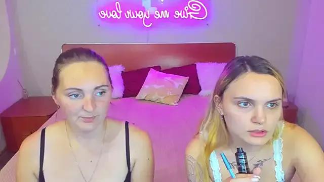 MagicEyess on StripChat