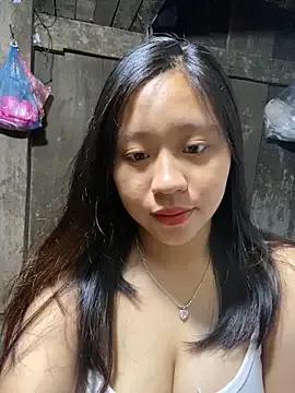 maianhcute on StripChat