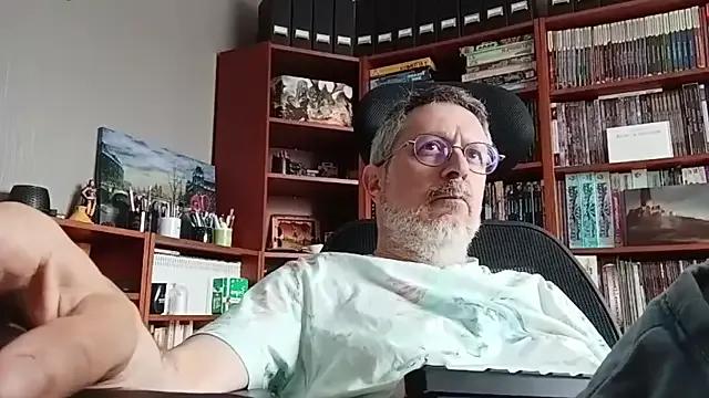 Mandra_is_a_whore on StripChat