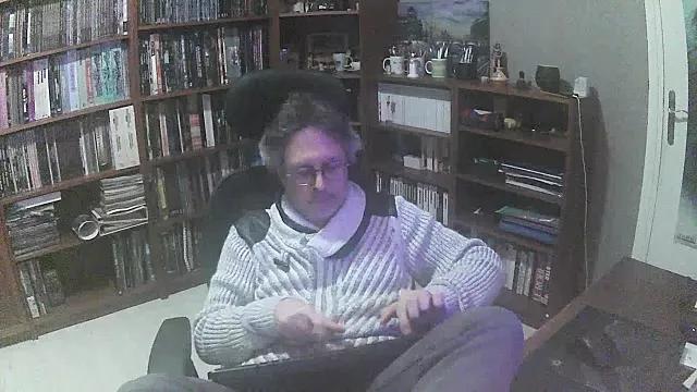 Mandra_is_a_whore on StripChat