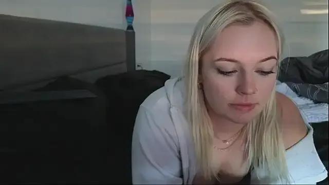 Freechat margot_robbie7 on StripChat