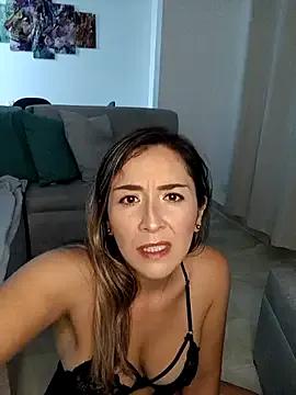 Mariana_gom on StripChat