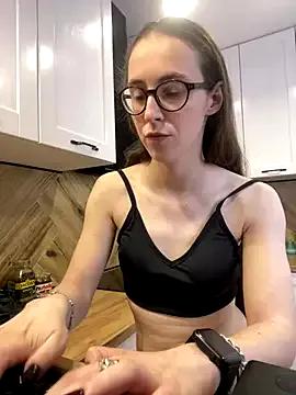 Freechat MartiniiSelenna on StripChat