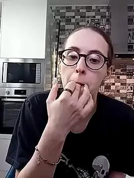 Freechat MartiniiSelenna on StripChat