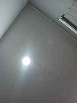 Mavi_roouse_ on StripChat