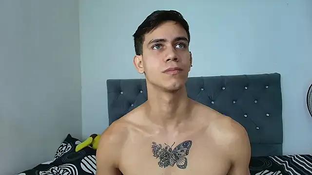 Freechat Maximiliano__Fire on StripChat