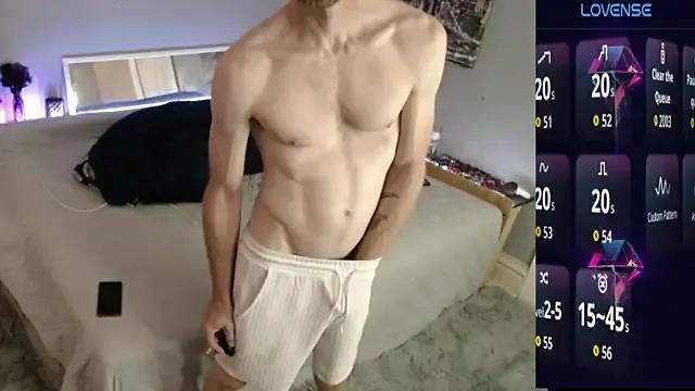 MaxRouger on StripChat