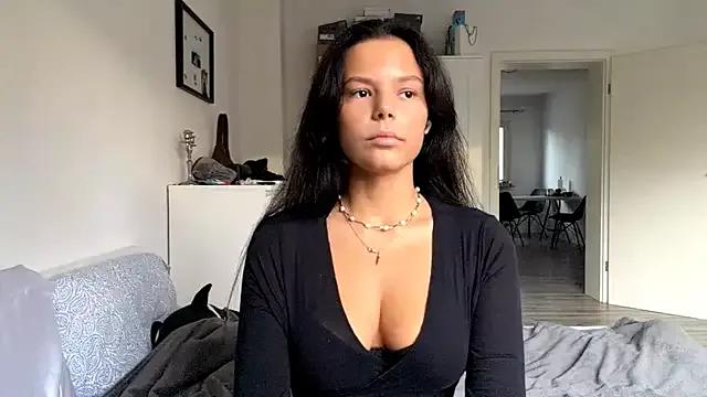 Freechat MaydaCornwall on StripChat