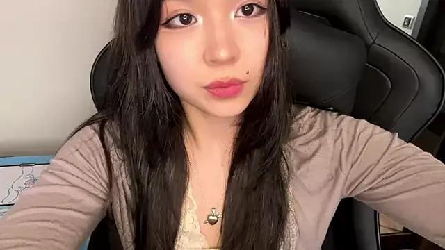 Group melana_love on StripChat