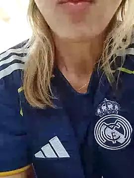 melissa_35_ on StripChat