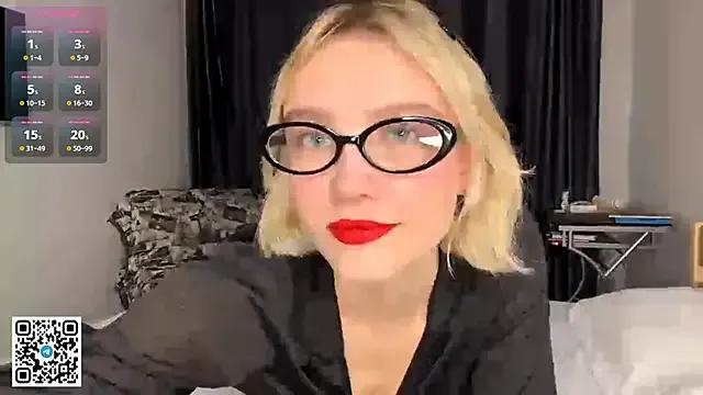 MelodyImam on StripChat