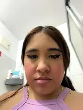 Freechat melyescobar on StripChat