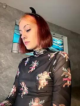 MeryWeaver on StripChat