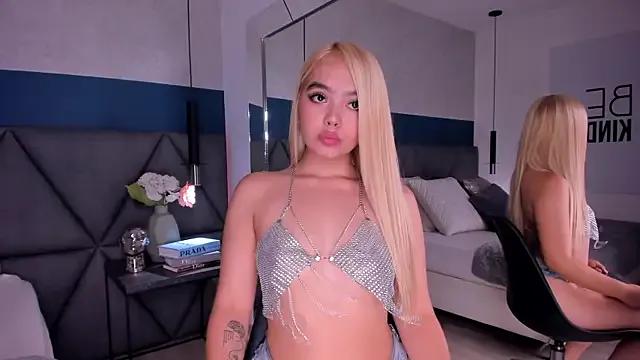 Private Mia_Roswell on StripChat