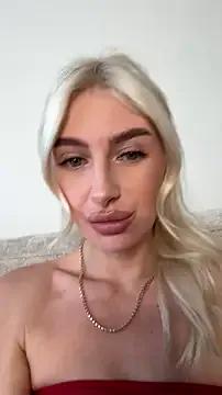 Private Mia_Roxie on StripChat