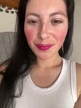 Freechat Mia_salinass on StripChat